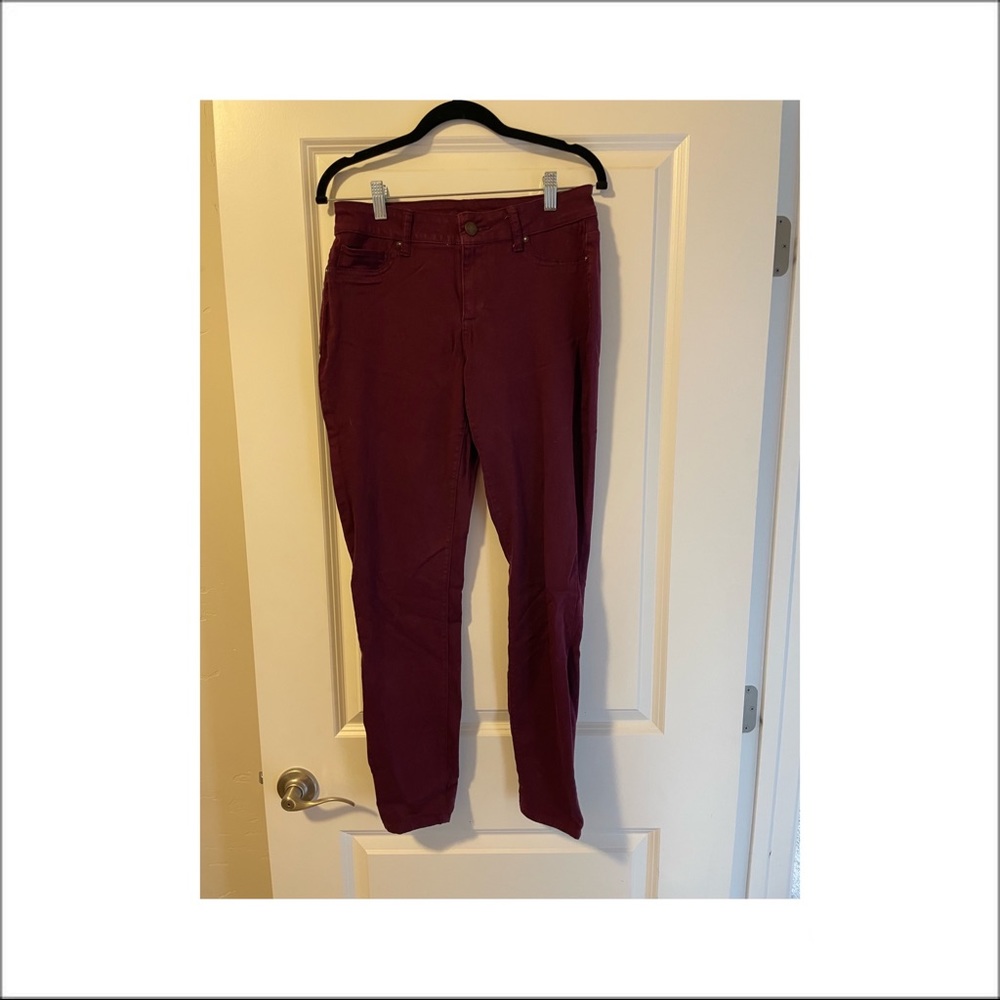 Maurices jeggings, size M